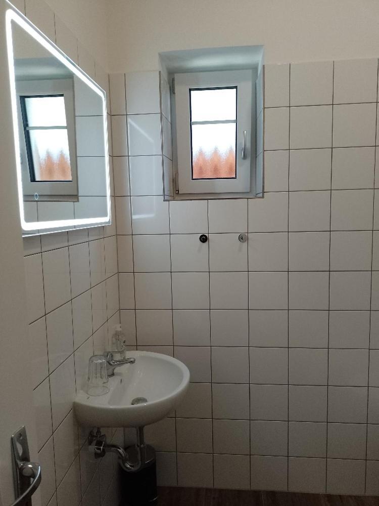 Penzion Litohlavy 17 - Na Samote U Lesa Králŭv Dvŭr الغرفة الصورة